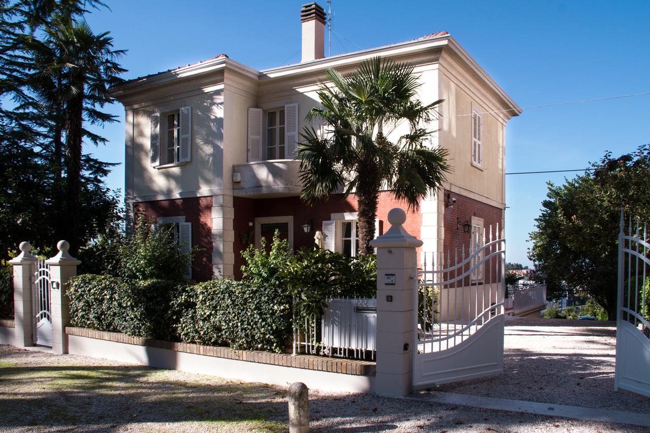 Residenza Ambrogi Bed and Breakfast Ουρμπίνο Εξωτερικό φωτογραφία